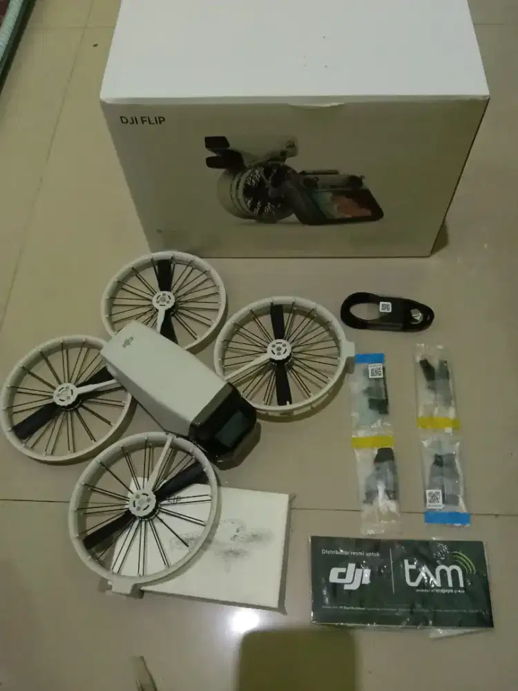JUAL DRONE DJI FLIP + REMOTE