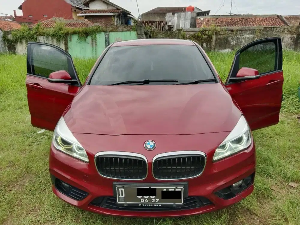 Jual BMW 218i ACTIVE TOURER A/T Tahun 2015.