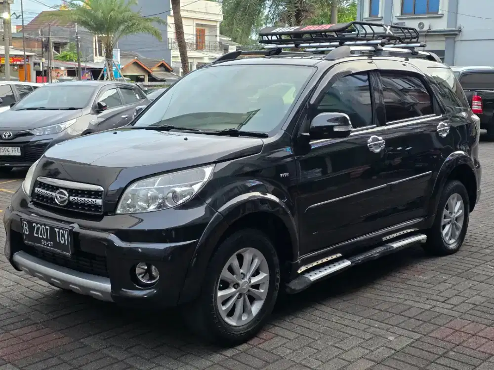 Terios Adventure 2012 manual