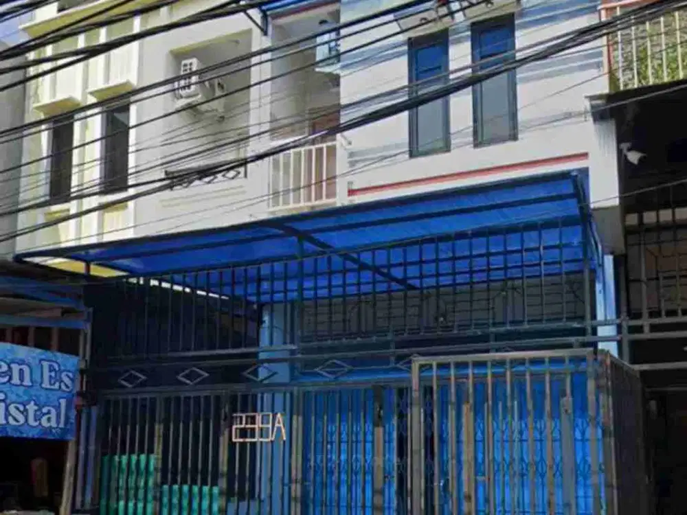 RUMAH 2 3/4 LANTAI DI PADEMANGAN