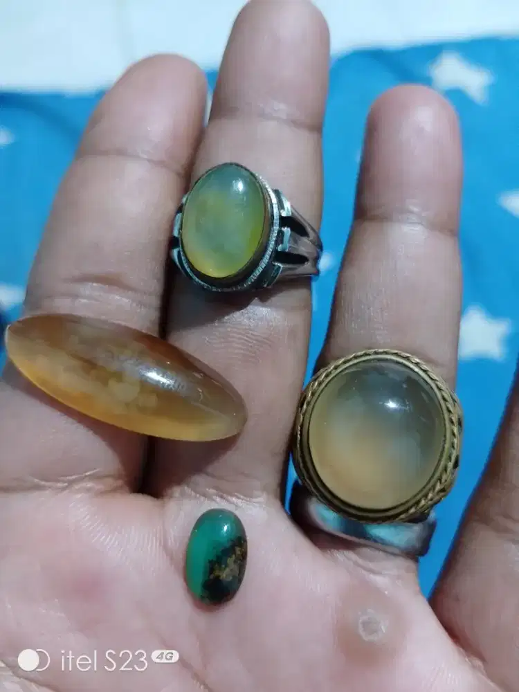 Di jual batu anggur pacitan