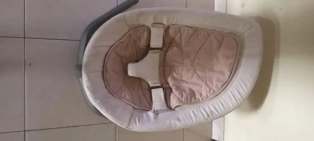 Jual bouncer dan box bayi