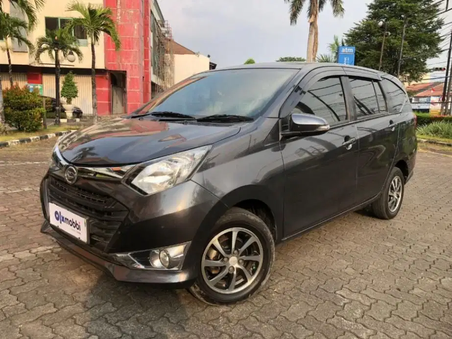 DP MURAH - Daihatsu Sigra 1.2 R Bensin MT 2019 Silver