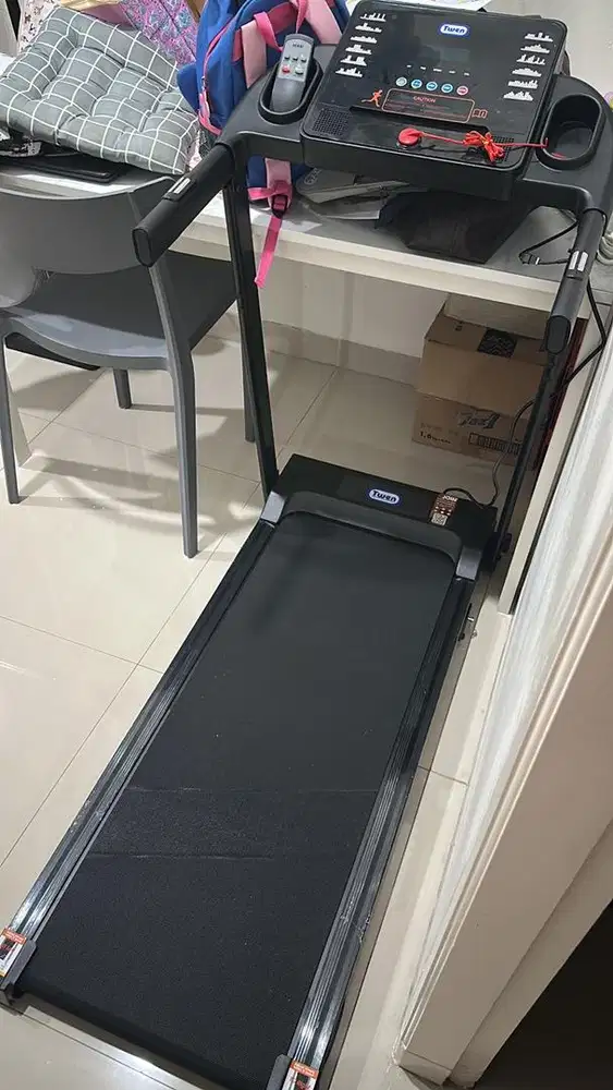 Di jual Treadmill merk twen T208 New