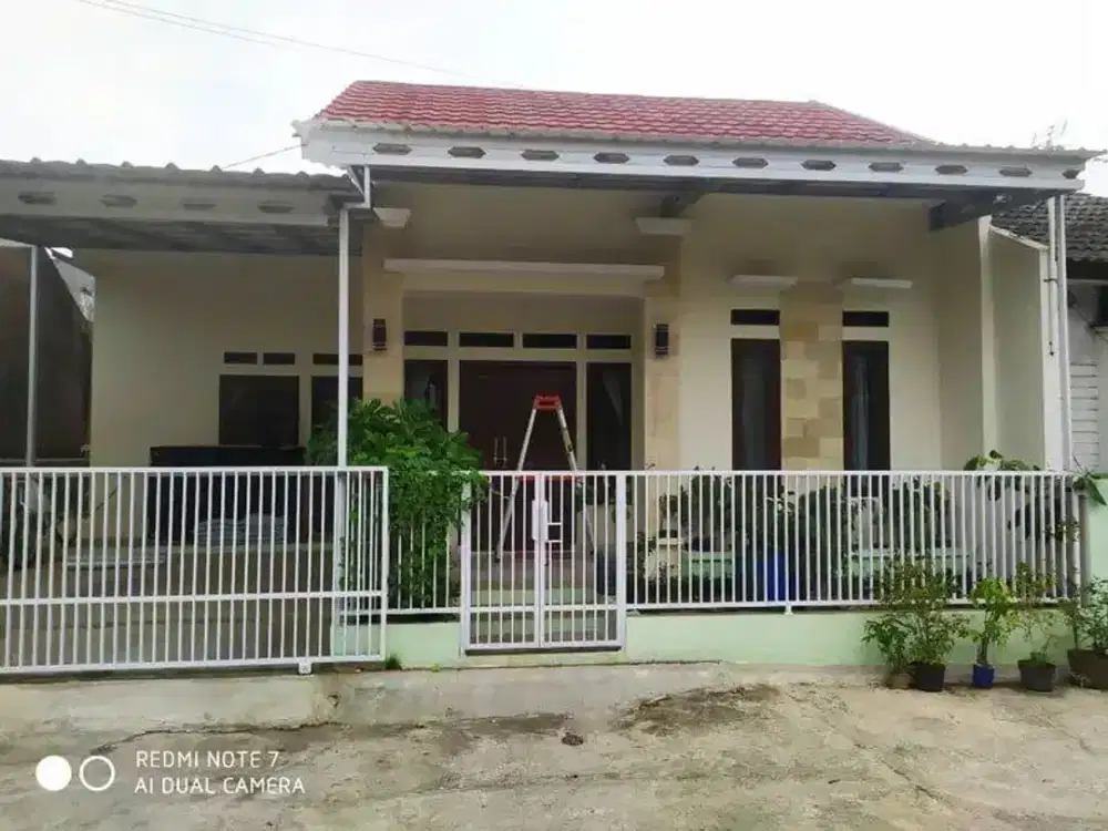 Rumah Dengan Lingkungan Asri Di Pusat Kota Dekat TSM Siap Huni