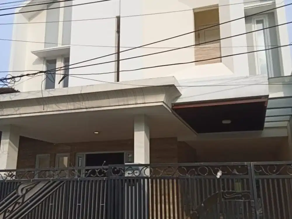 Sewa Rumah Murah Bangunan Baru di Surabaya Barat