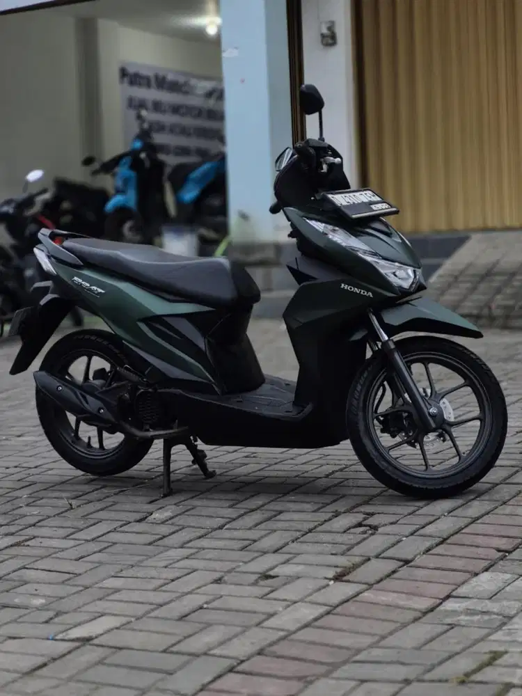 HONDA NEW BEAT DELUXE 2023 KM 18RB