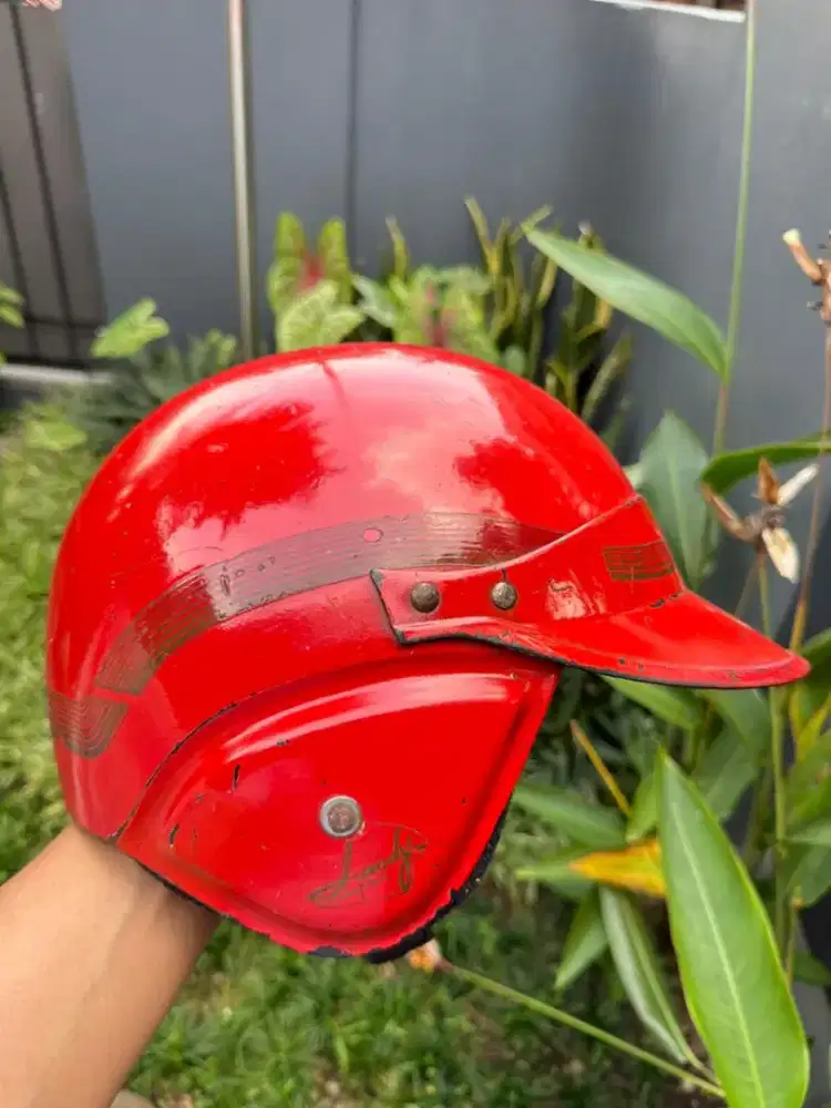 Helm LOODY langka warna merah