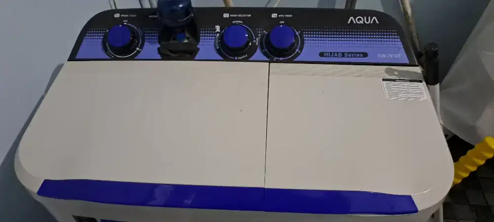 Mesin Cuci merk Aqua