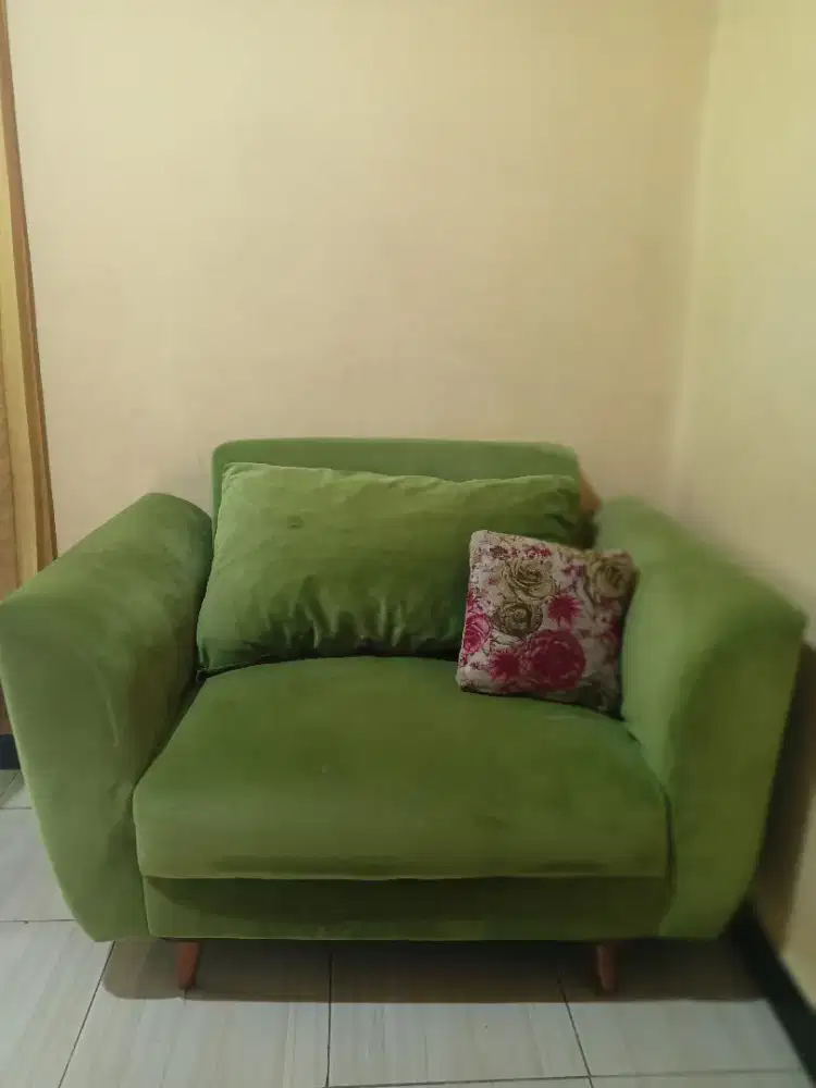 Jual sofa retro bekas msh bagus busa tebal