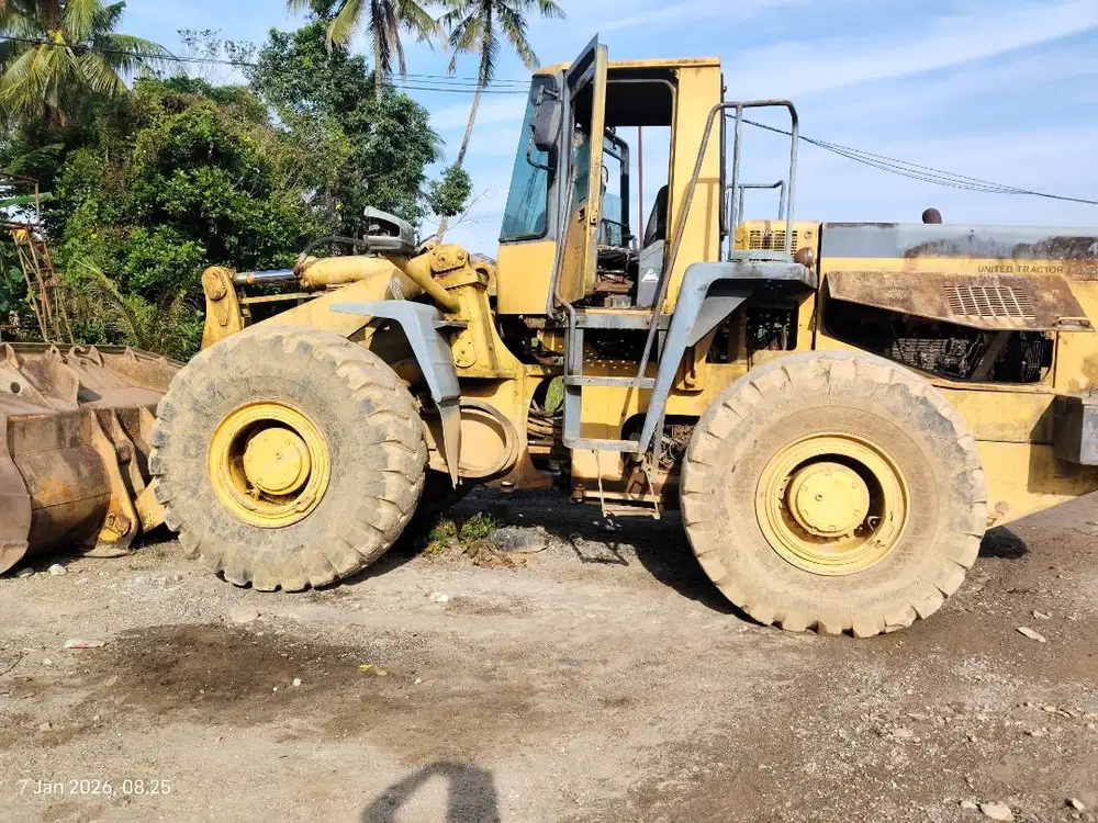 Komatsu Wheel Loader WA 450 -3