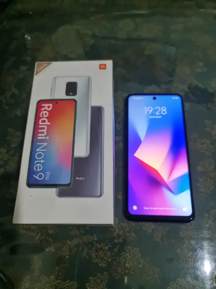 Redmi note 9 pro ram 6/64gb garansi resmi mulus fullset spt baru sby