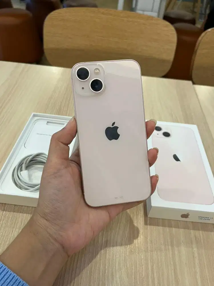 iPhone 13 128gb iBox