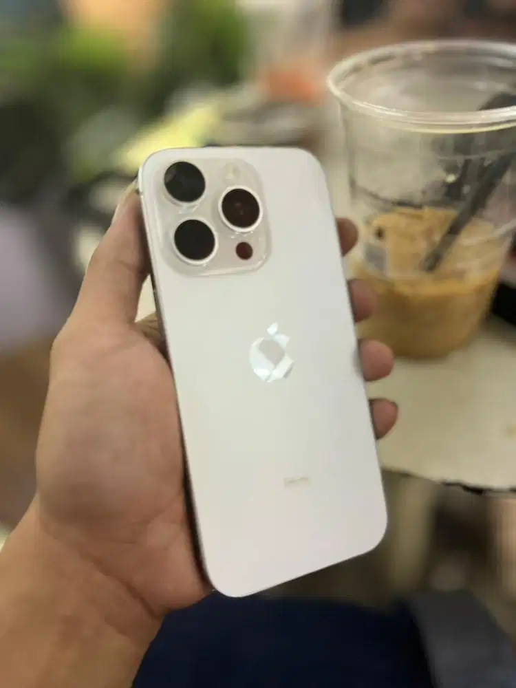 iPhone 16 pro 256 pemakaian 1 bulan