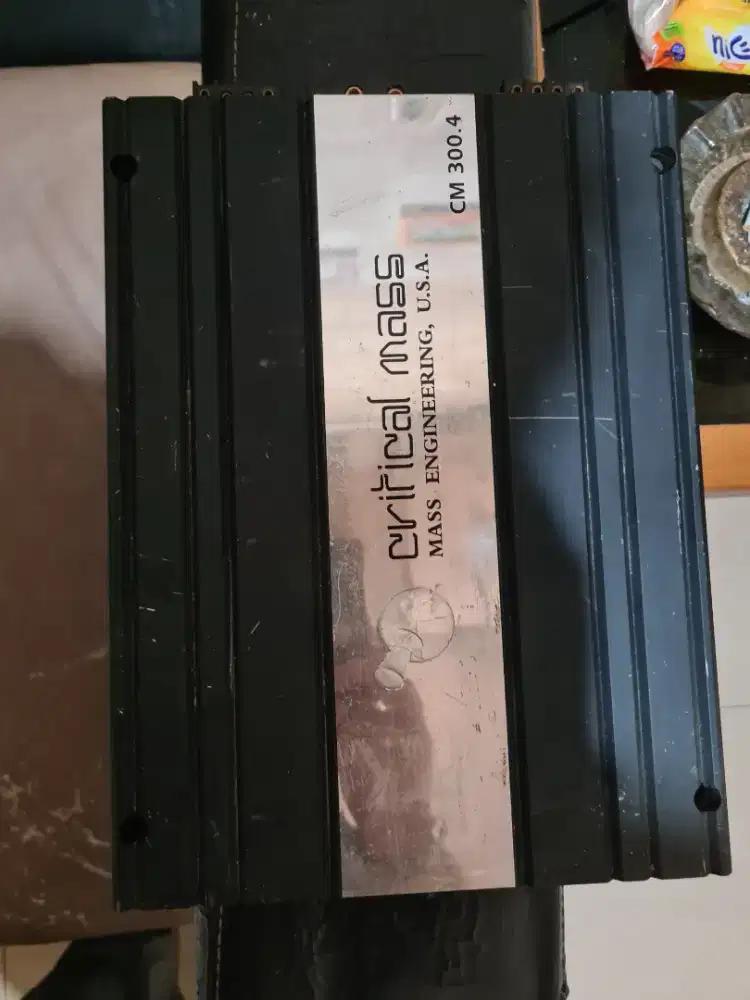 Dijual power audio mobil kondisi bagus