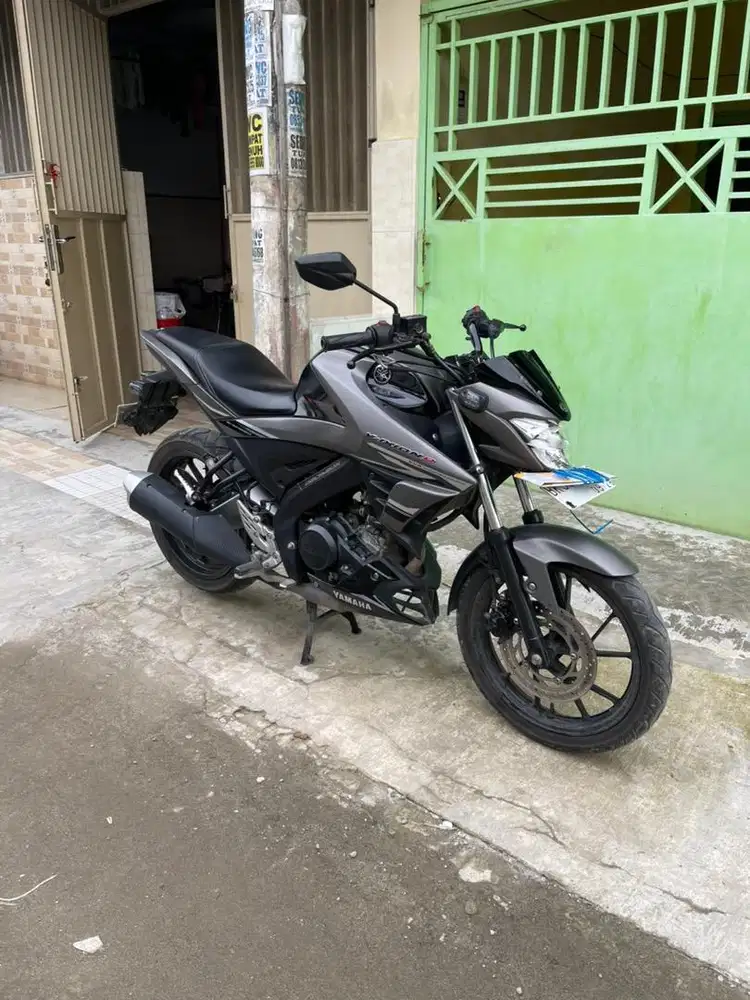VIXION R 6 SPEED ISTIMEWA