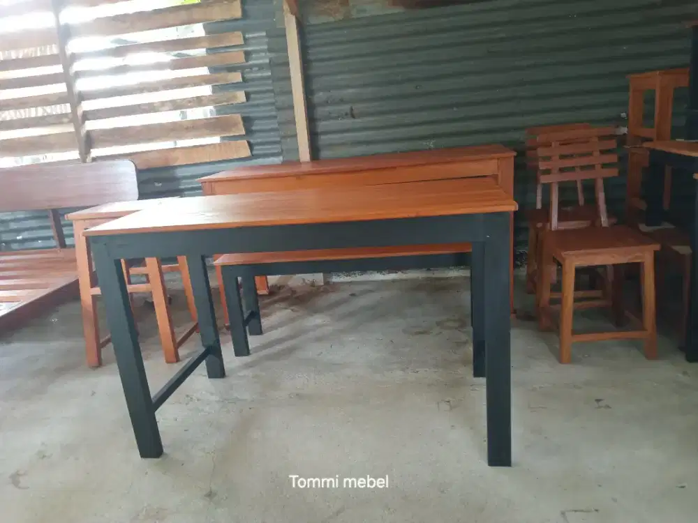 Meja ukuran 120x60x75