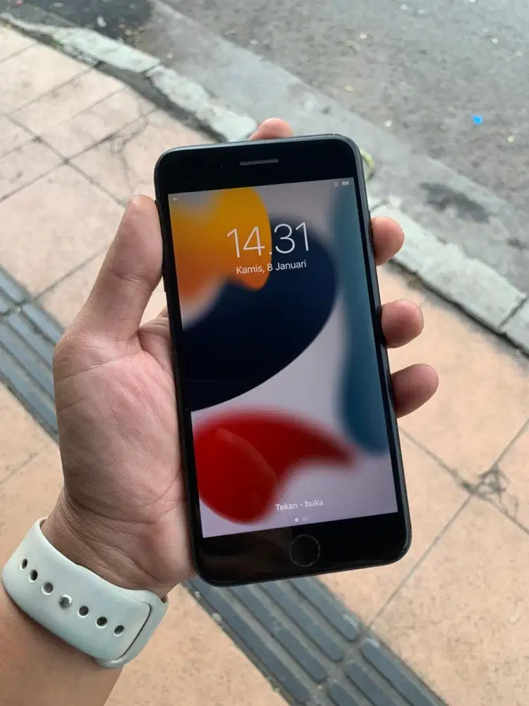 Iphone 7 plus 128gb whitelist