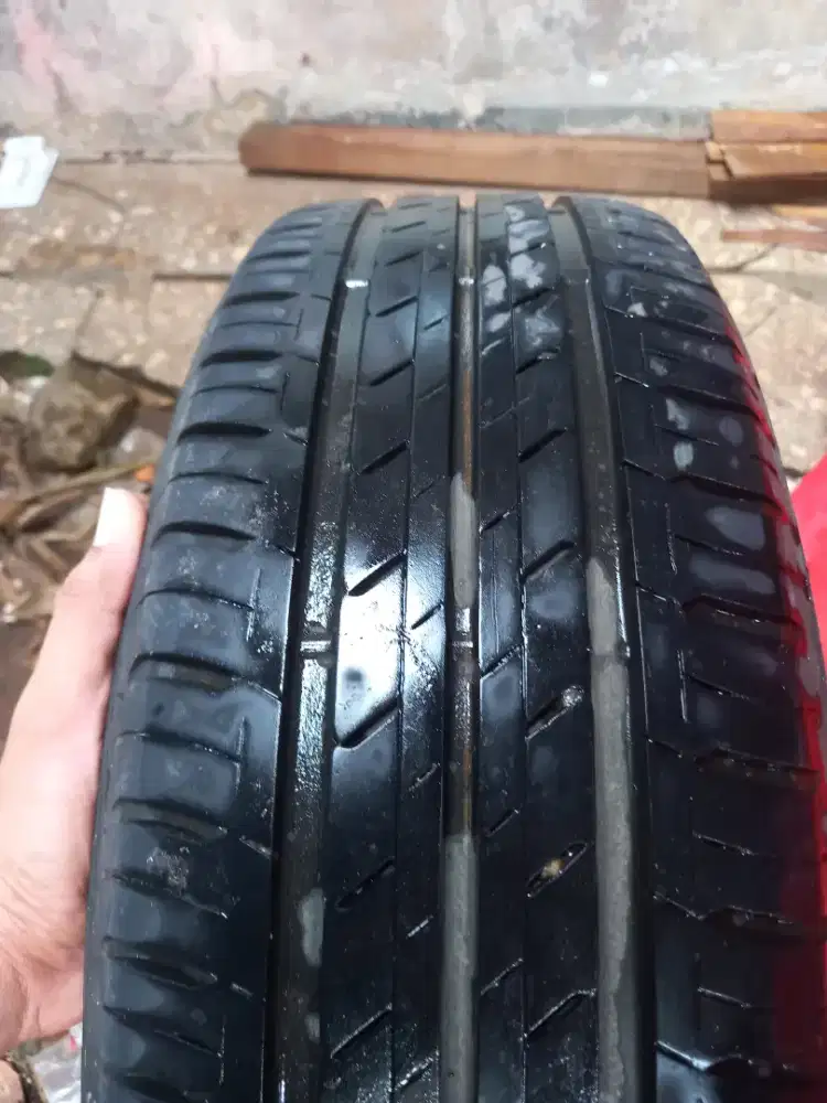 Jual Ban Bridgestone Ecopia EP150 205/65/R15
Kondisi 90%