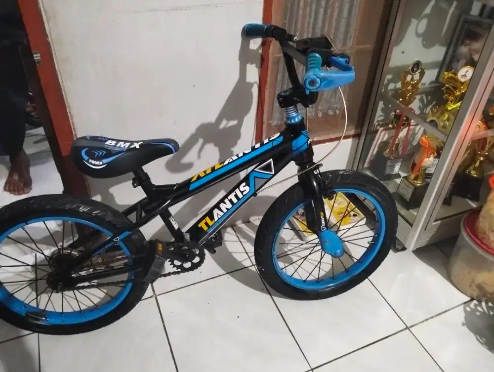 Jual sepeda bekas merk Atlantis UK 18 inci siap pakai Cijantung
