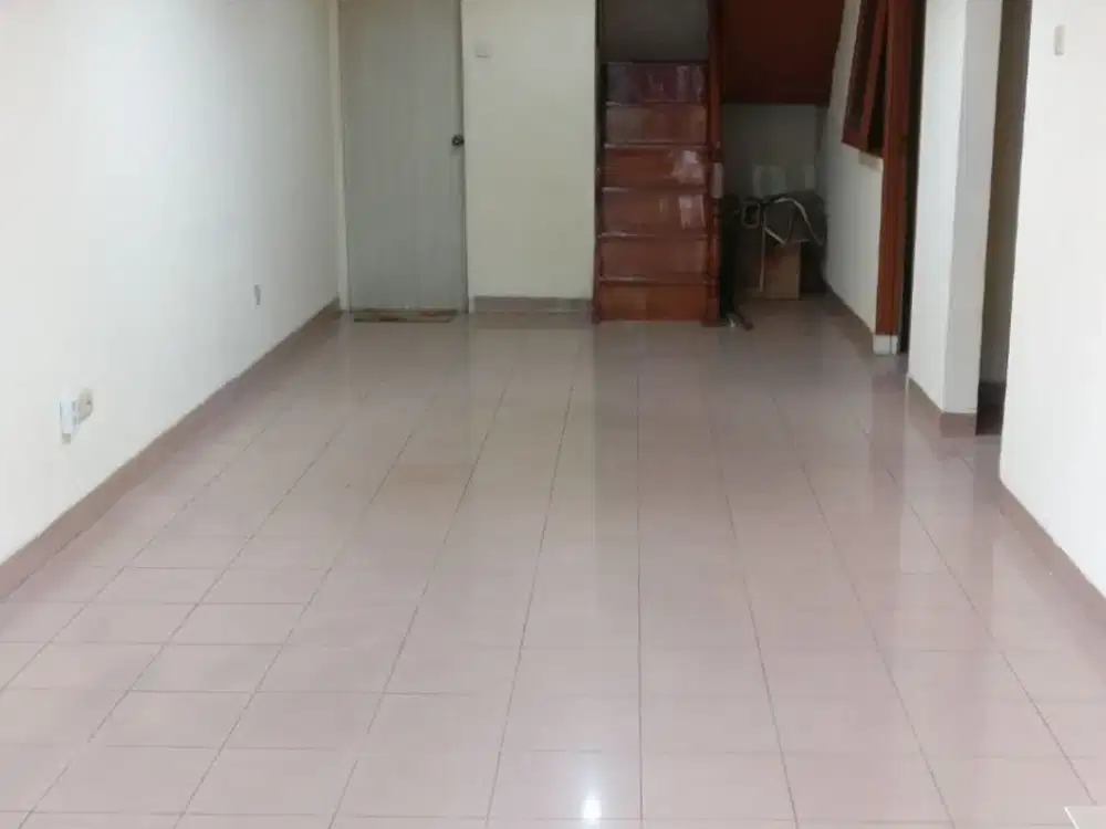 dijual rumah kebon jeruk baru 2,5 lantai