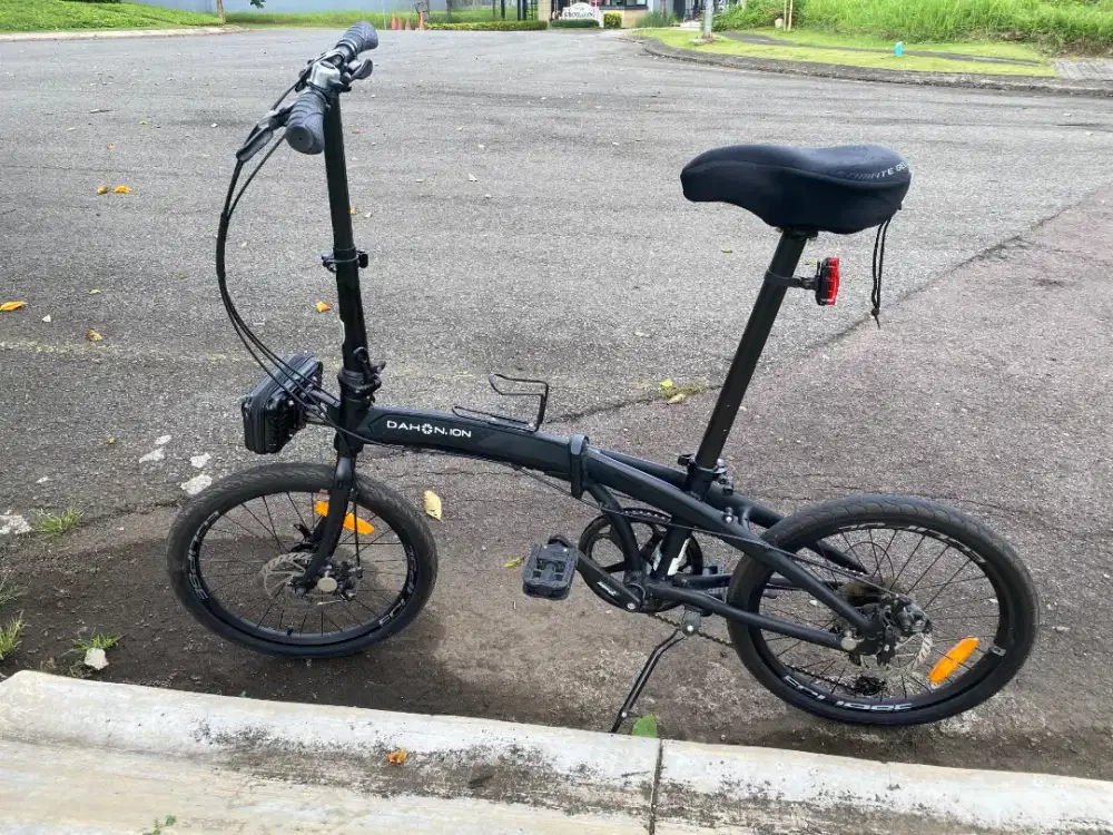 Sepeda Lipat Dahon Ion Eugene (20inch)