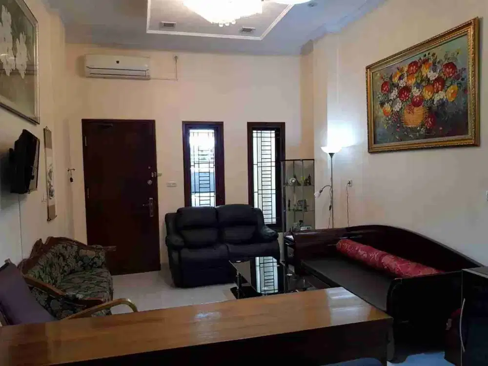 Dijual Murah Rumah 4 Lantai