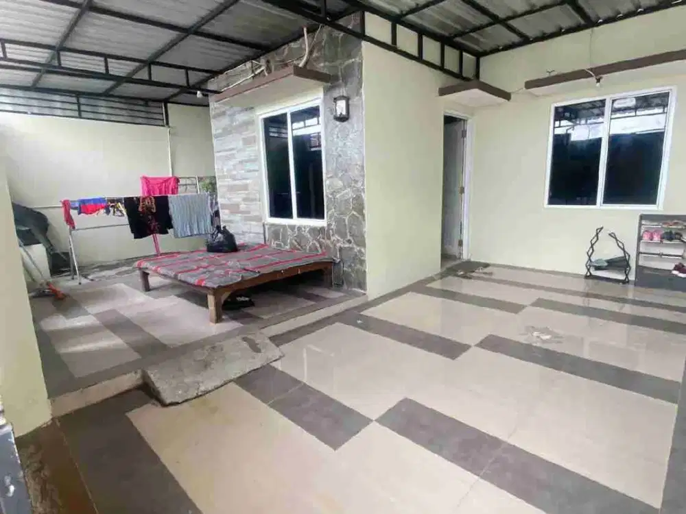 Disewakan Rumah Mewah Siap Huni,Lokasi Super Strategis Colomadu, Karanganyar Luas 98m2