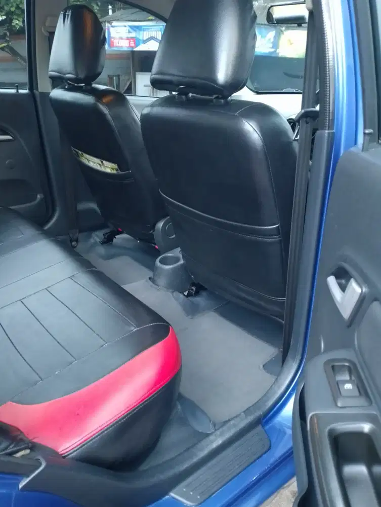 Lain-lain Lain-lain 2012 Bensin