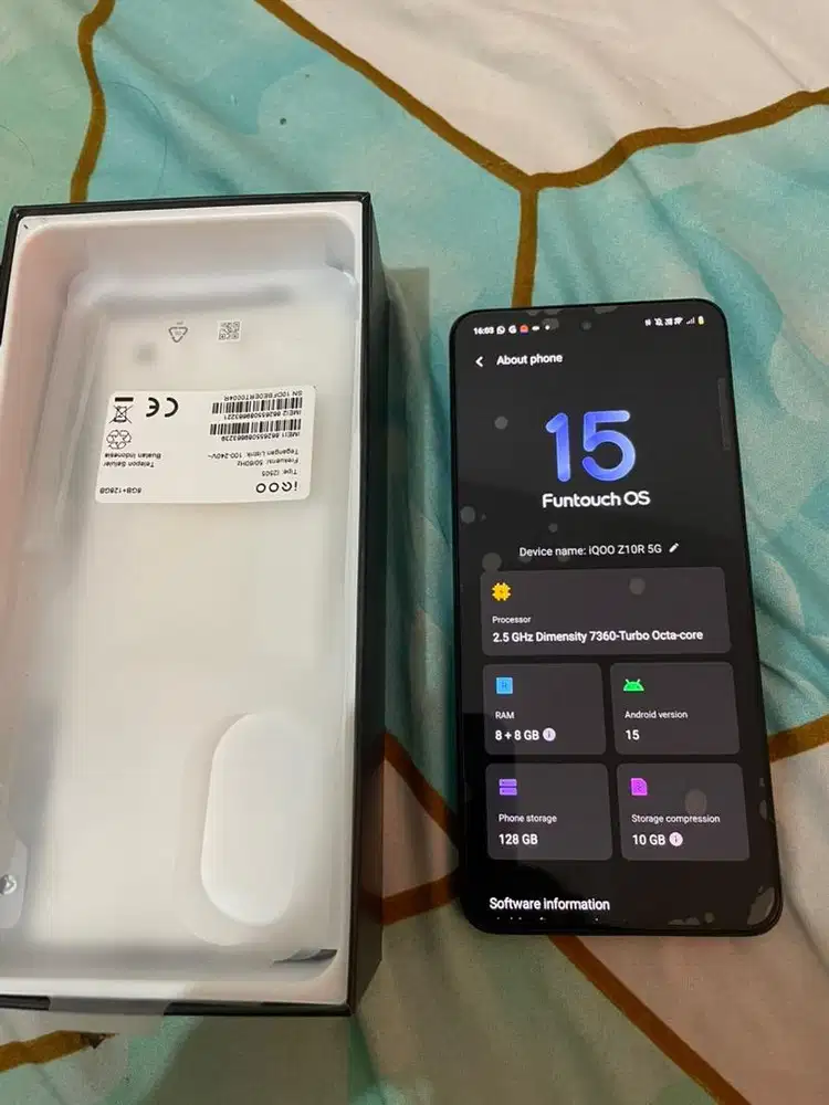 IQOO Z 10 R pemakaian baru 1 bulan