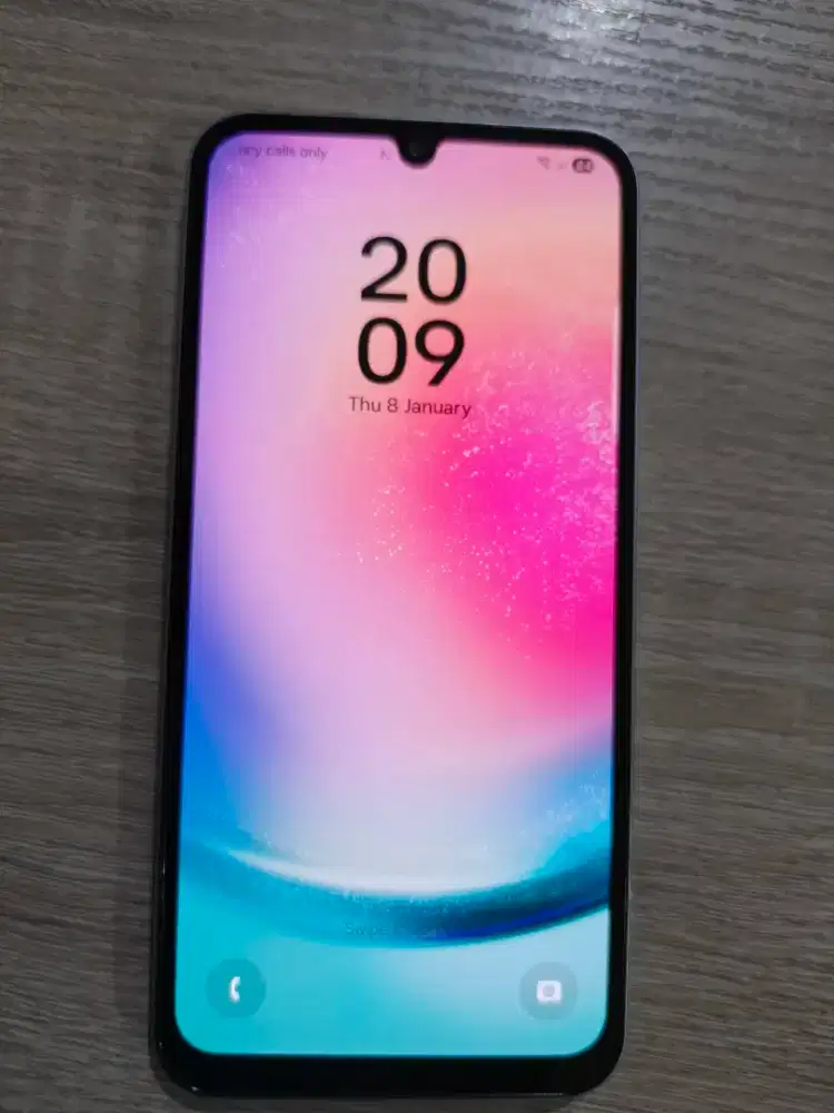 Samsung A24 8/128