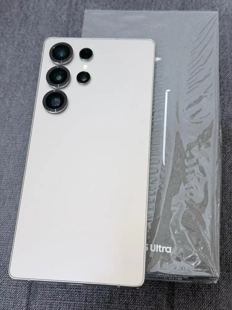 SAMSUNG S25 ULTRA 512 GB SEIN LIKE NEW!