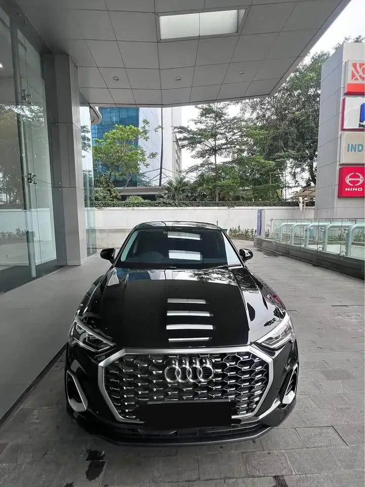 Audi Q3 2020 tgn1 hitam
