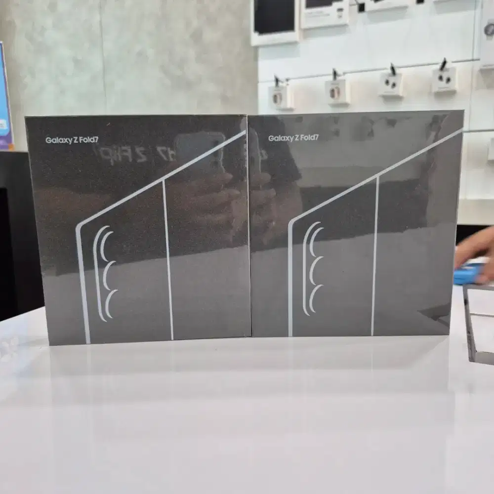 Termurah!!! Samsung Z Fold7 12/256GB garansi resmi 1 tahun
