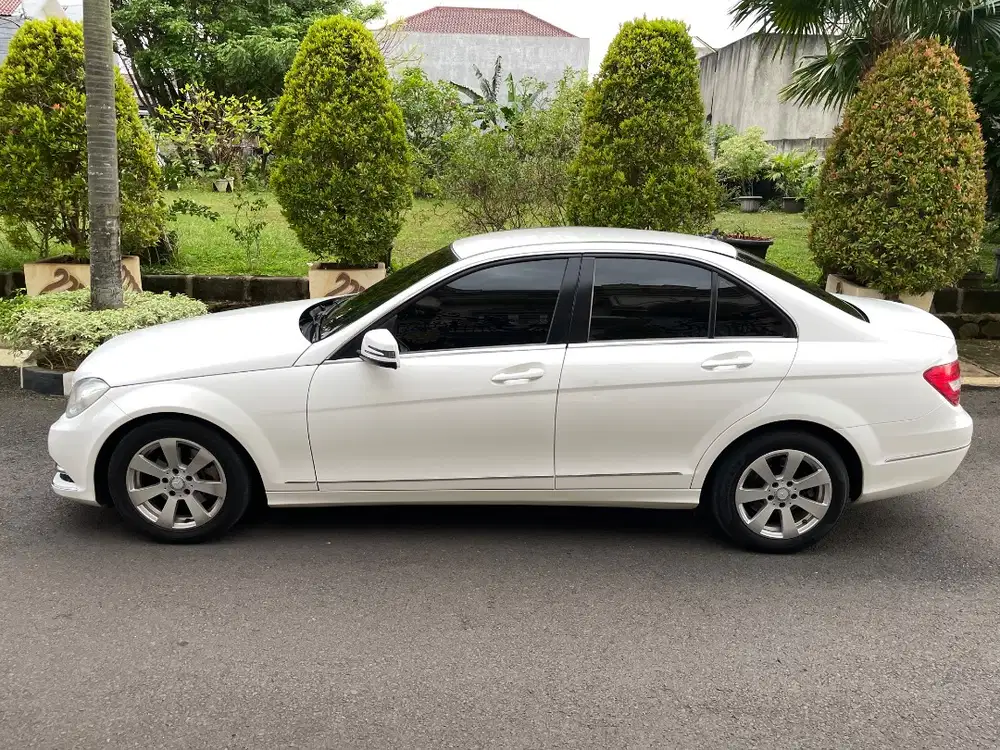 Mercedes Benz C200 2013