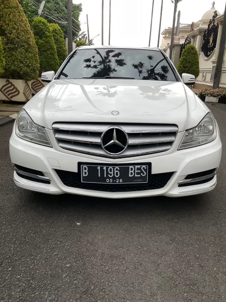 Mercedes Benz C200 2013