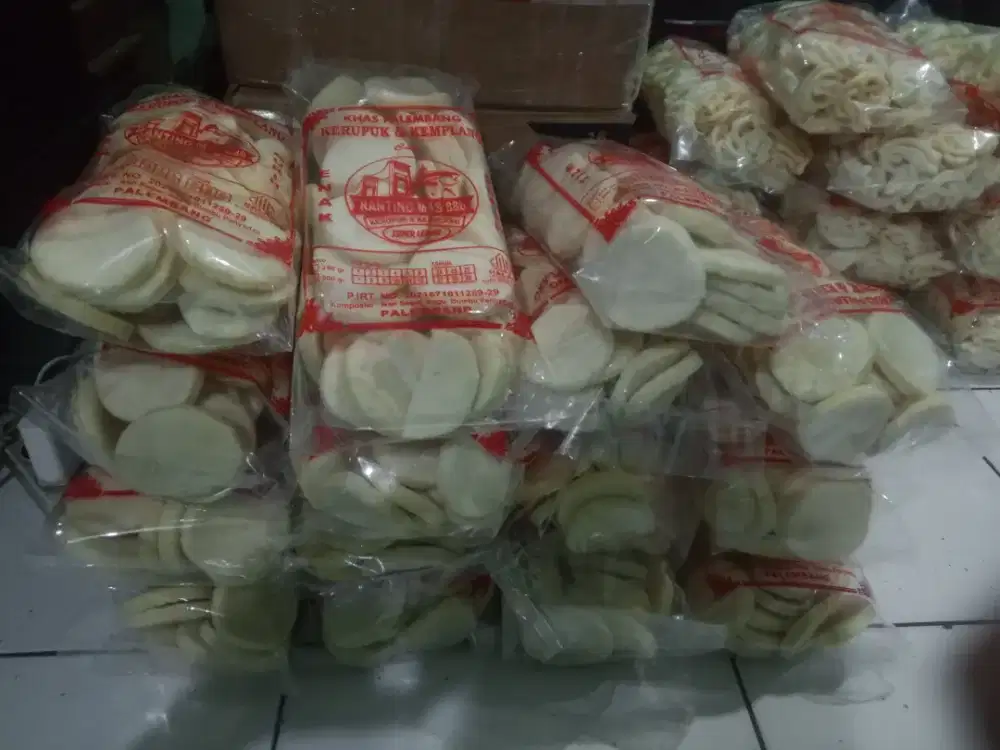 Kerupuk Asli yg paling bagus dijamin terasa ikan nya, enak banget
