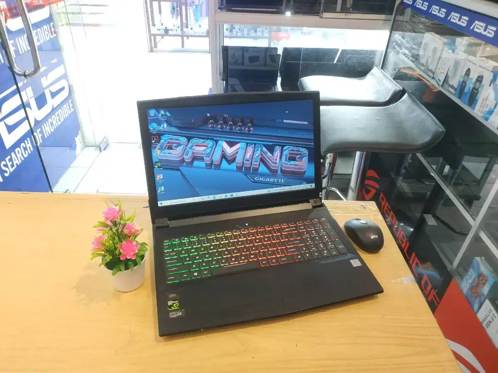 LAPTOP DIJUAL AFTERSHOCK CORE i7 RAM 16GB NVIDIA