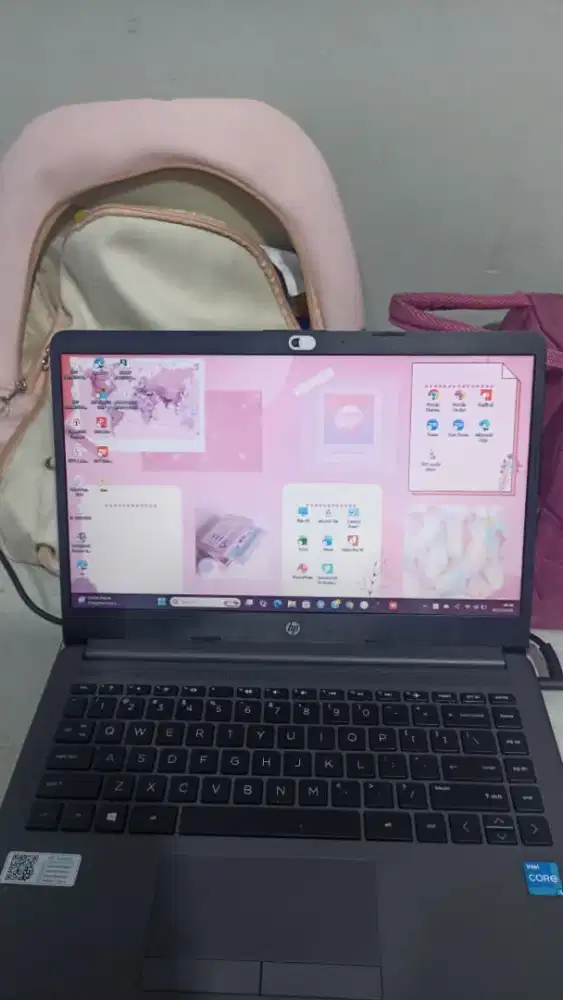 Laptop merk HP Intel core I3