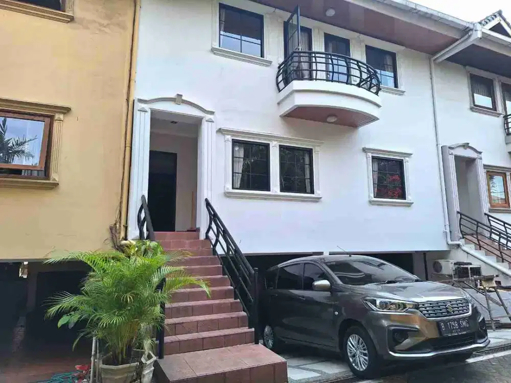 Dijual Rumah Townhouse Siap Huni di Kemang Utara Jaksel