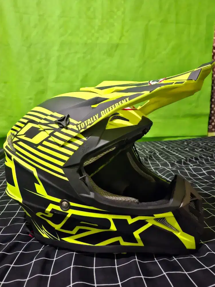 Helem Jpx full face X12 Blast