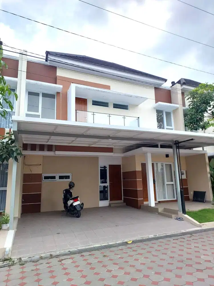 Rumah Strategis Lingkungan Perumahan dekat Jalan Godean