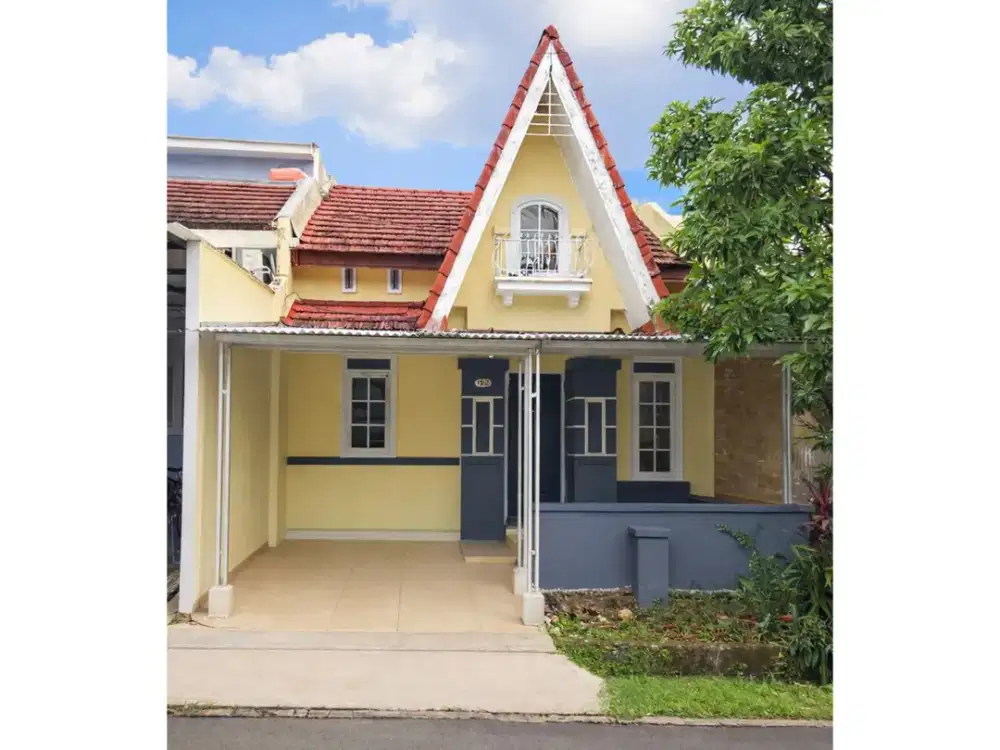 DIJUAL RUMAH BAGUS STRATEGIS SIAP HUNI MURAH HARGA NEGO SENTUL CITY SSR930