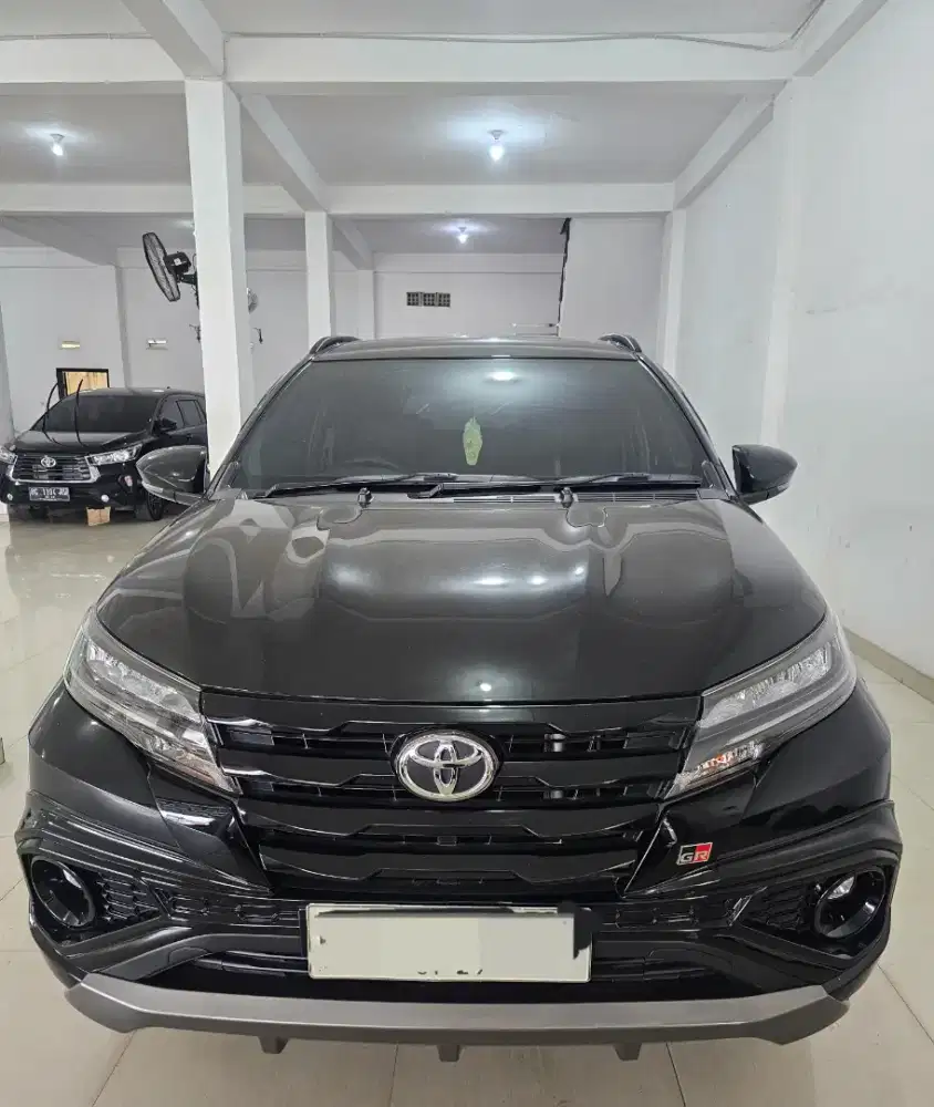 Rush GR 1.5 matic 2024 istimewa dp 28 jt