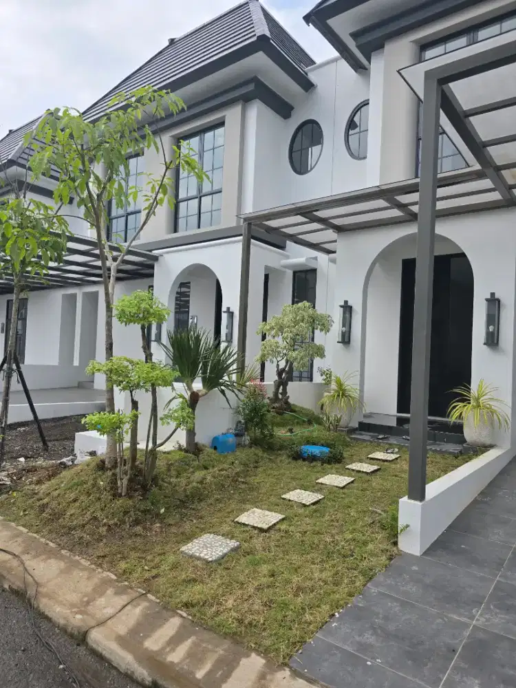 Dijual Rumah impian 2Lantai area danau Sidoarjo
