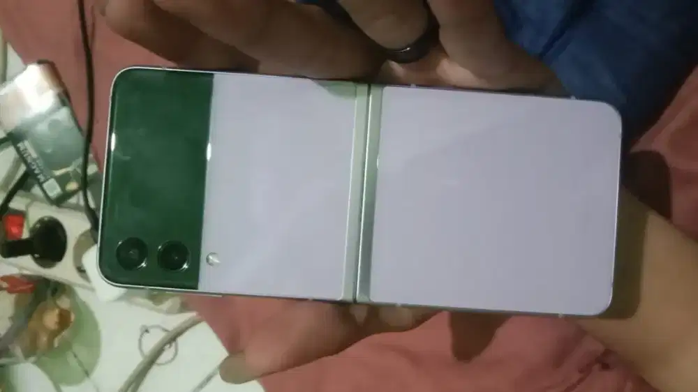 Samsung zflip 3 Lavender