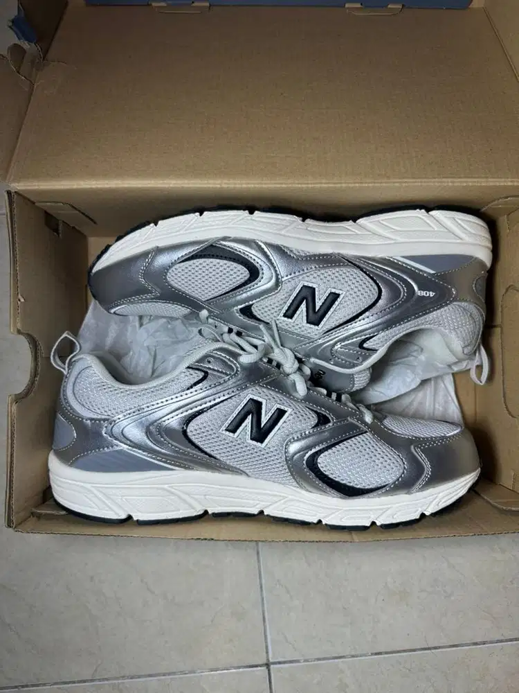 New Balance 408 Metallic silver