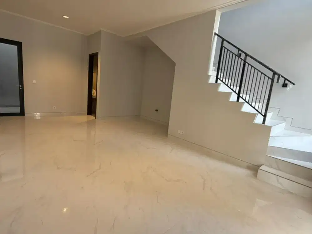 Dijual Rumah Kuningan Village PIK2, 8x15, Hadap Utara, Brand New