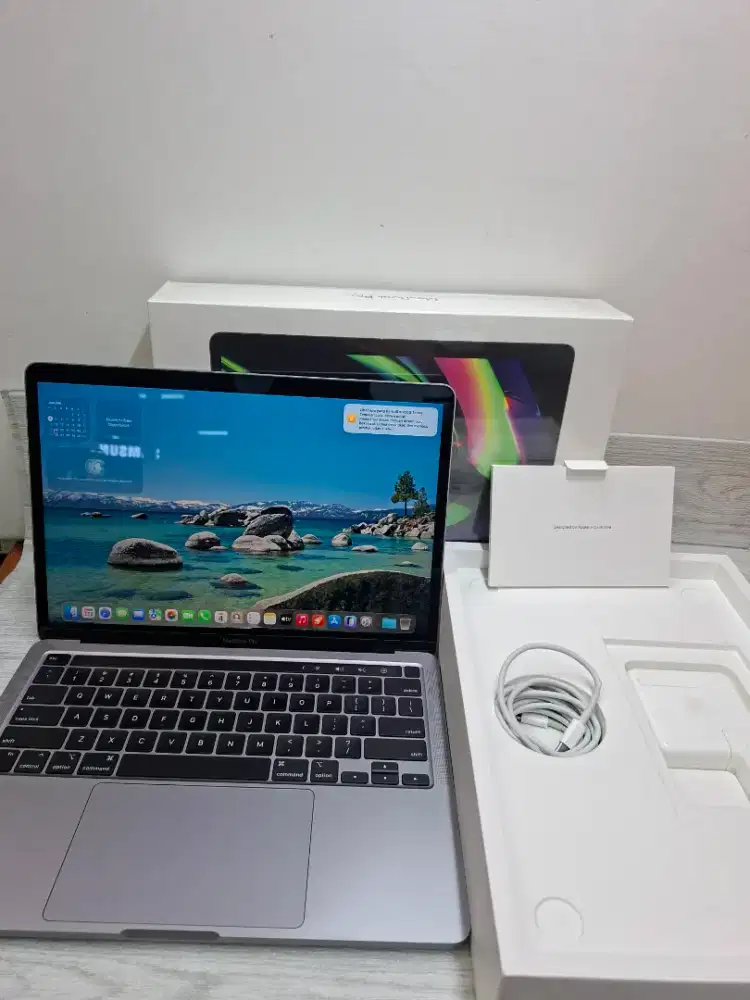 MacBook Pro M1 13inc 8/512gb space gray ibox