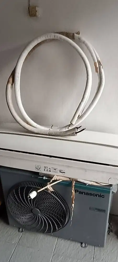 AC 2 PK Panasonic Pemakaian 1 tahun.